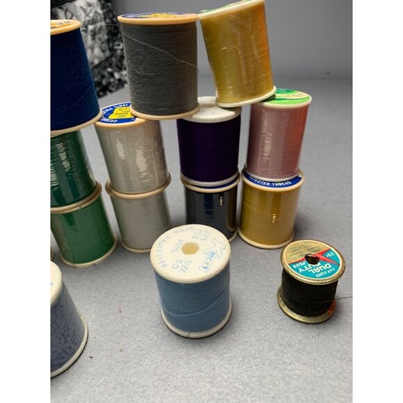 Wil-Hold TC-68 Orange Thread Caddy with 48 Spools Of Assorted Vintage Sewing Thr - Picture 6 of 11